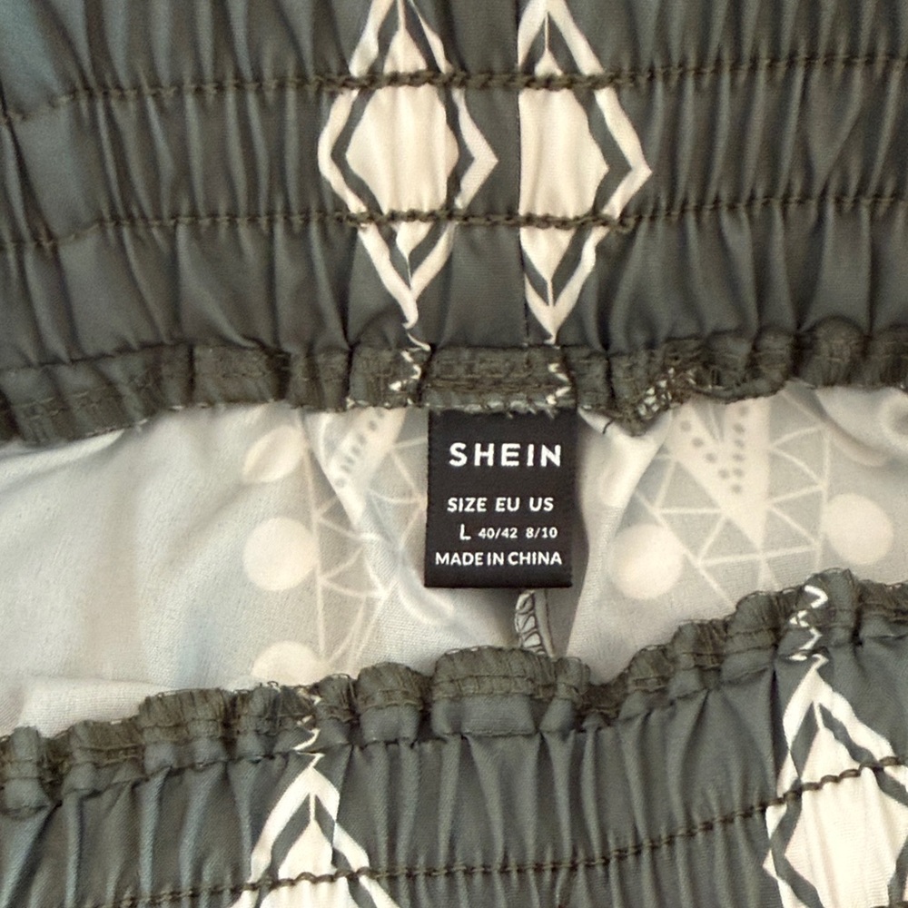 SHEIN palazzo pants - Picture 2 of 2